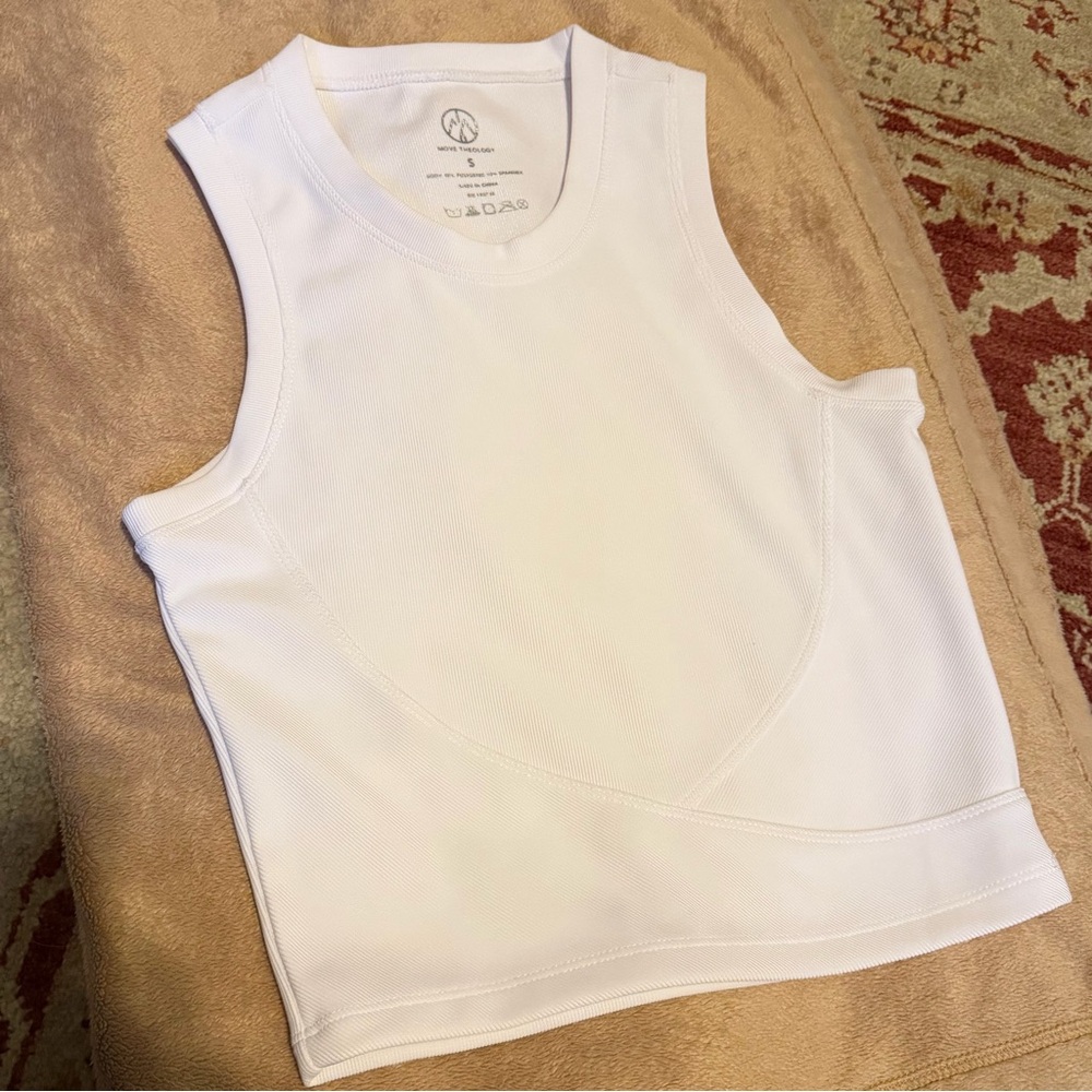 White Women's Sleeveless Crop Tank Top - NWOT